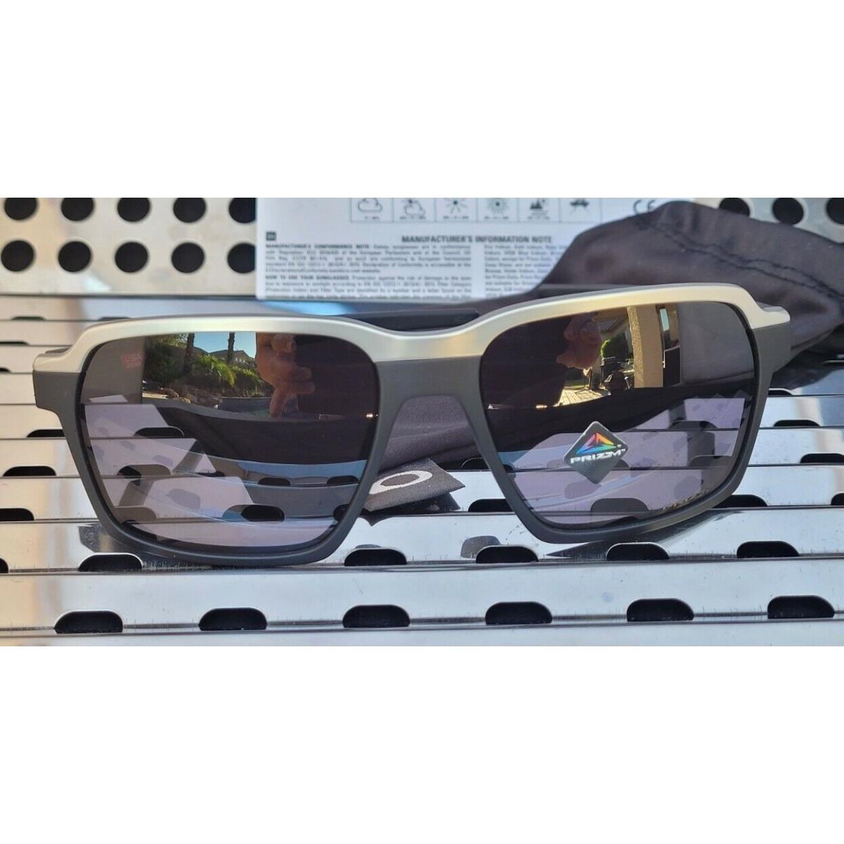 Oakley Parlay 4143-0158 Sunglasses Matte Black w/ Prizm Grey Lenses - Oakley  sunglasses - 700285500874 | Fash Brands