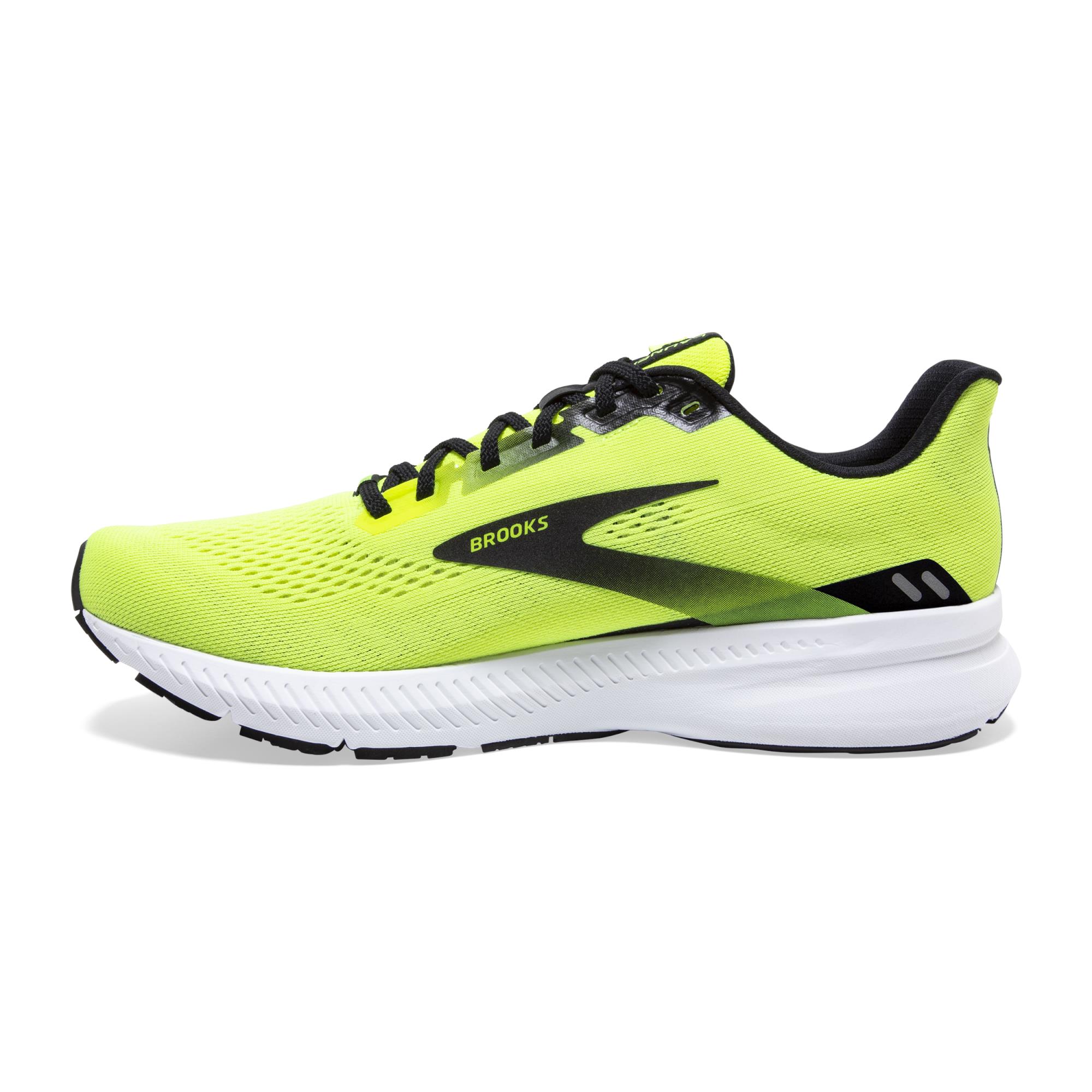 brooks shoes 8