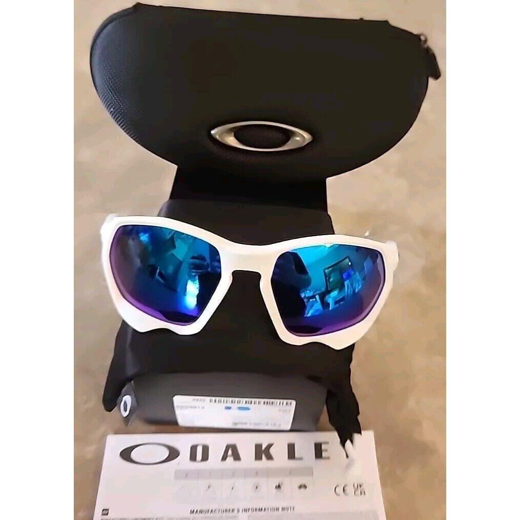 Oakley 9019 Plazma Sunglasses Matte White w/ Prizm Sapphire Lenses 59-18-126 - Frame: White, Lens: Blue