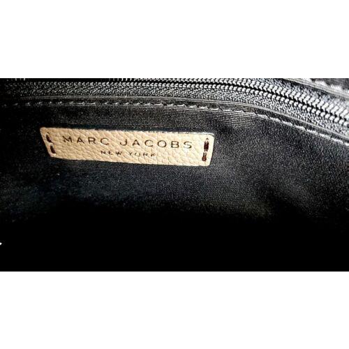 Marc Jacobs  bag  Tuck - Black Handle/Strap, Gold Hardware, Black Lining 4