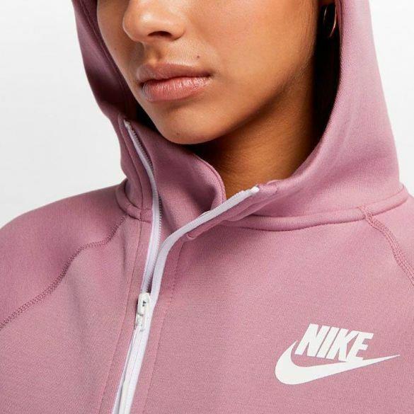 womens pink nike clothing