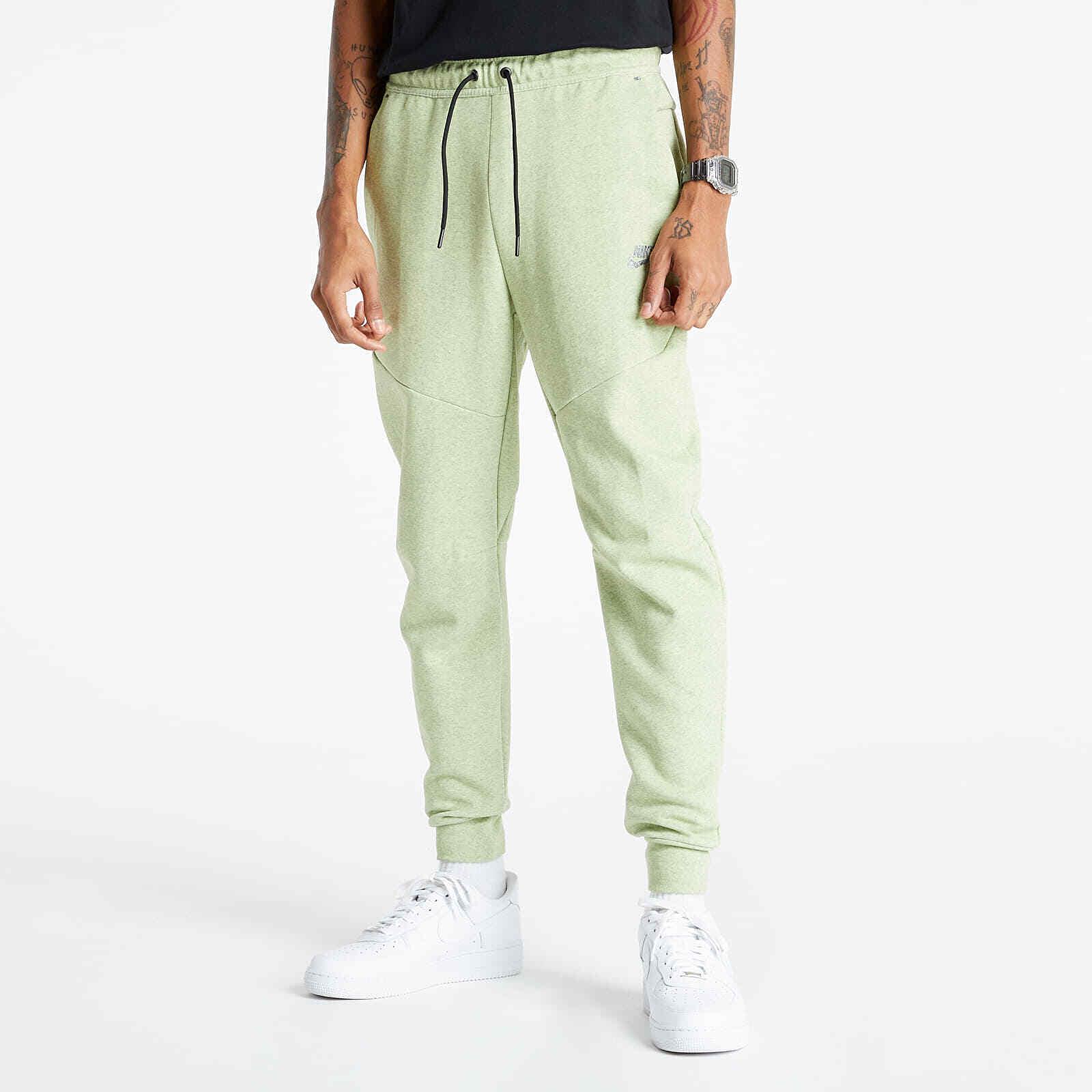 Nike Men`s Sportswear Tech Fleece Joggers Pants Lime Ice/heather DD4706-303 f