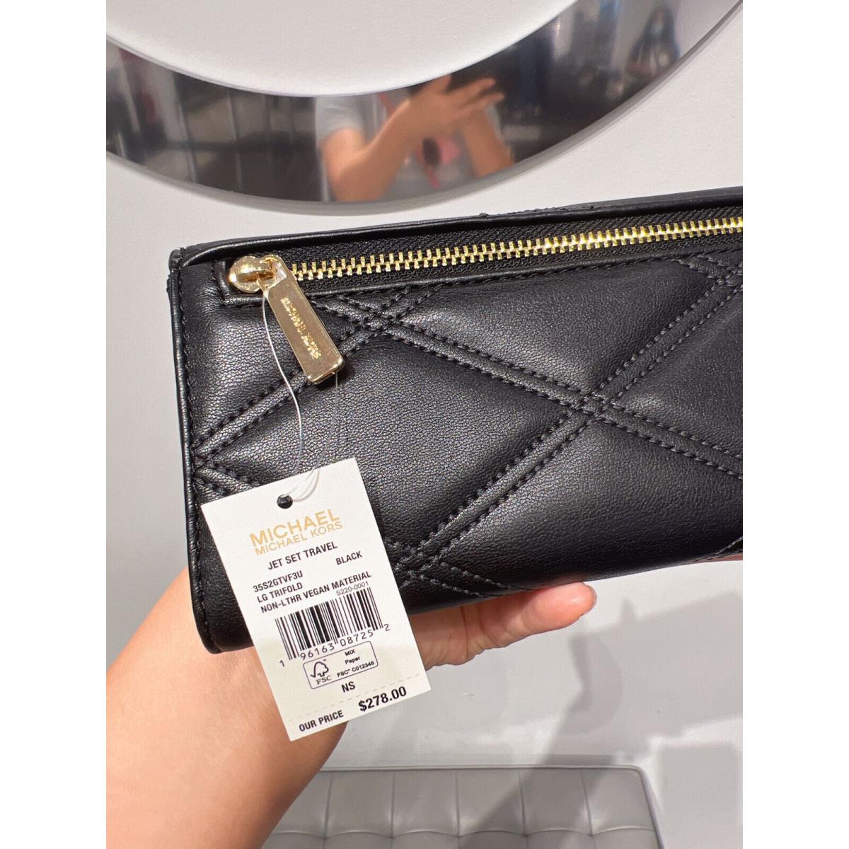 Michael Kors Jet Set Large Trifold Wallet in Gray