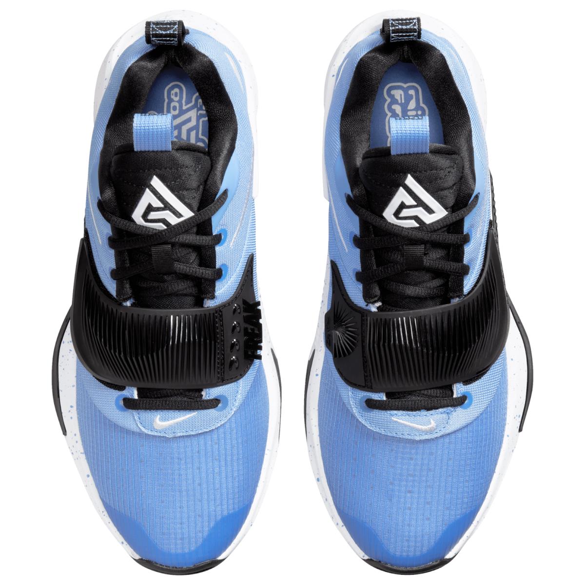 Nike shoes  33