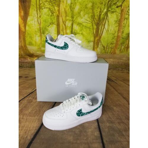 Nike Womens Air Force 1s Essential White Green Shoes Size 7