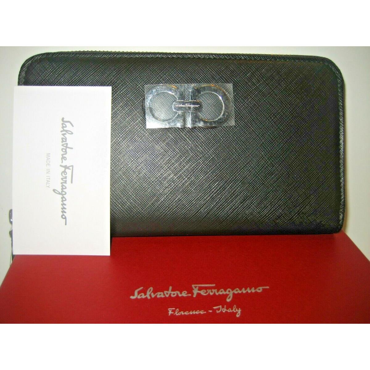 Salvatore Ferragamo Zip Around Black Leather Wallet Silvertone Gancini