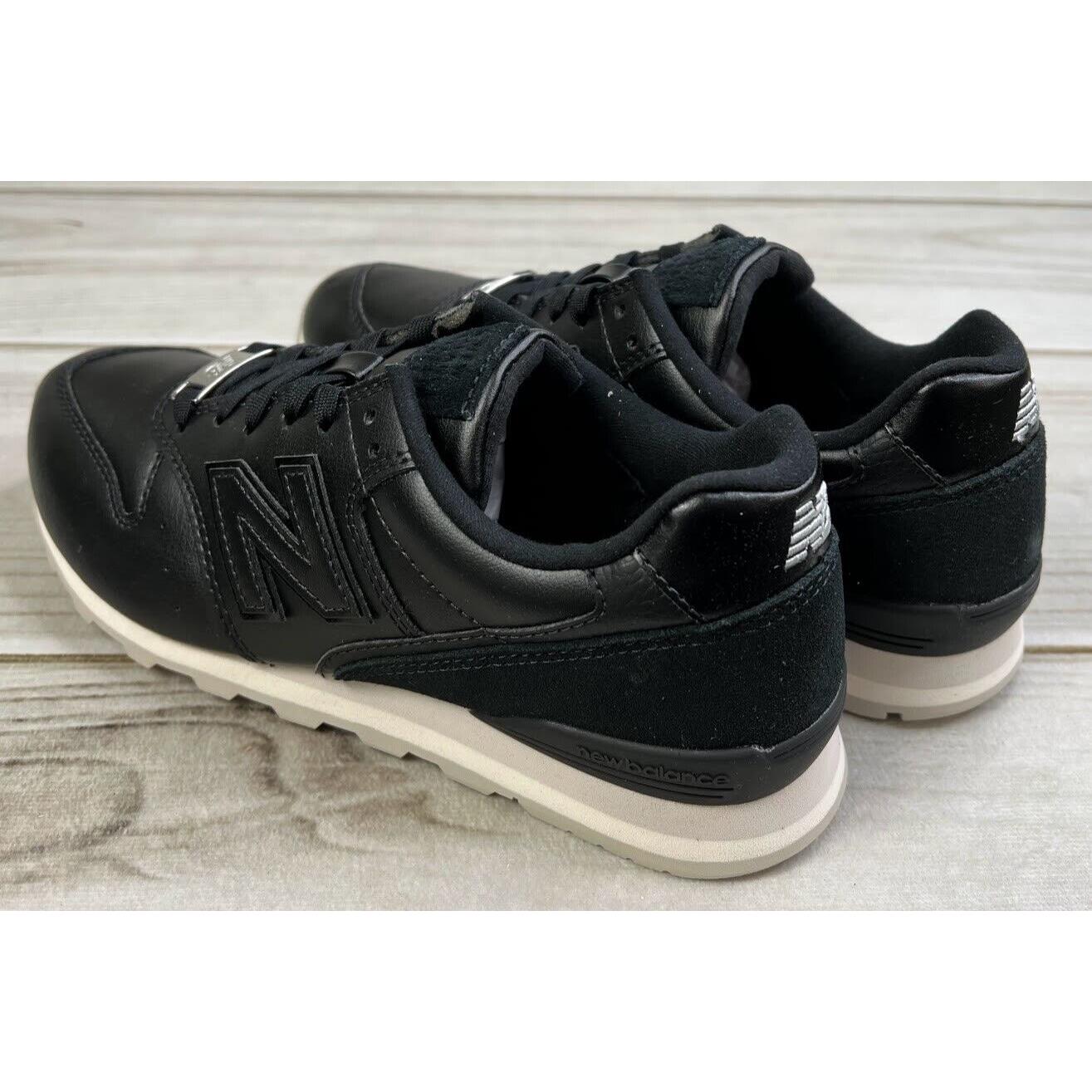 New Balance shoes  - Black 4