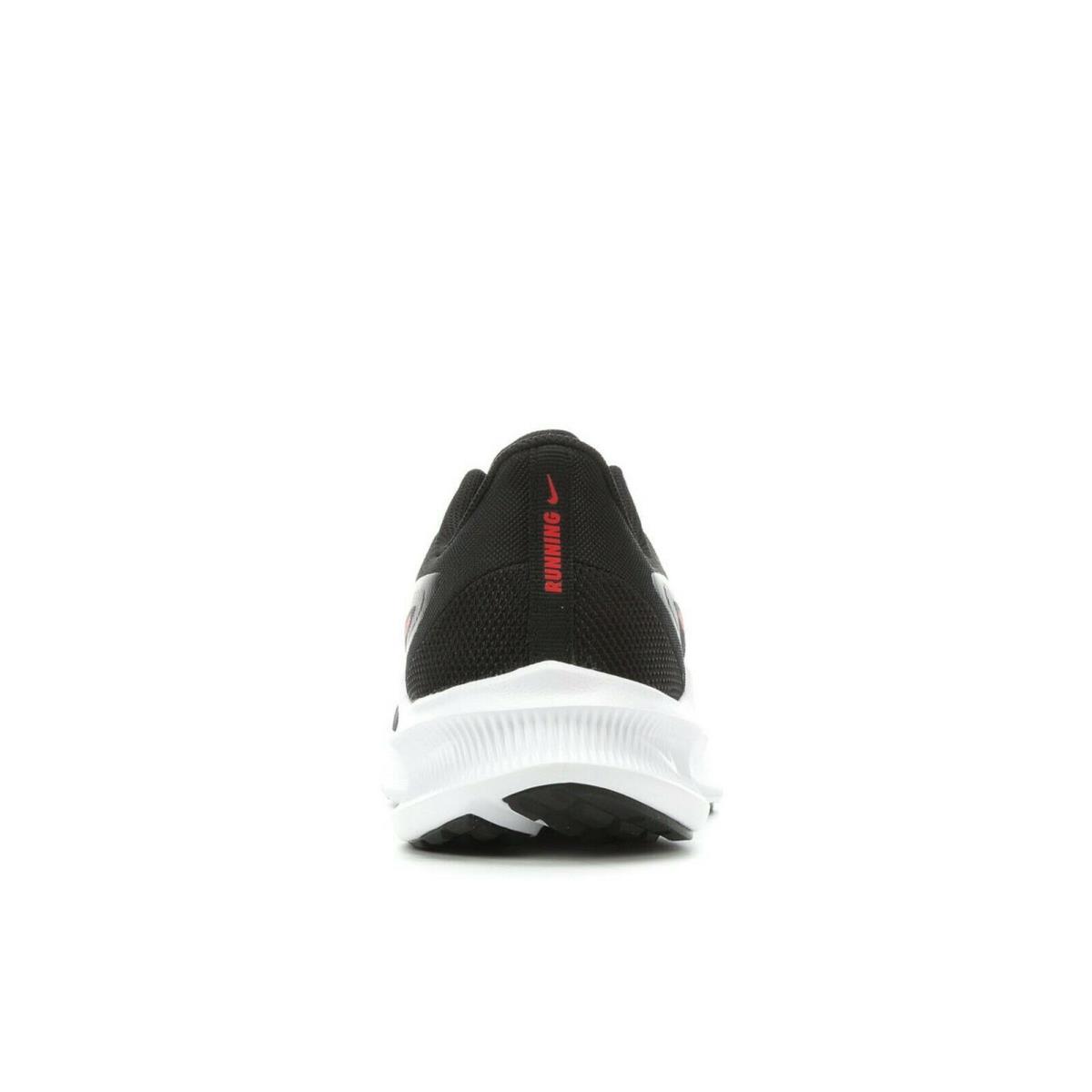 Nike shoes Max Deluxe - Black/White/Dark Smoke Grey/University 4