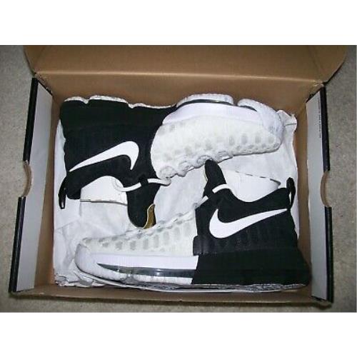 Nike shoes  - White Black 1