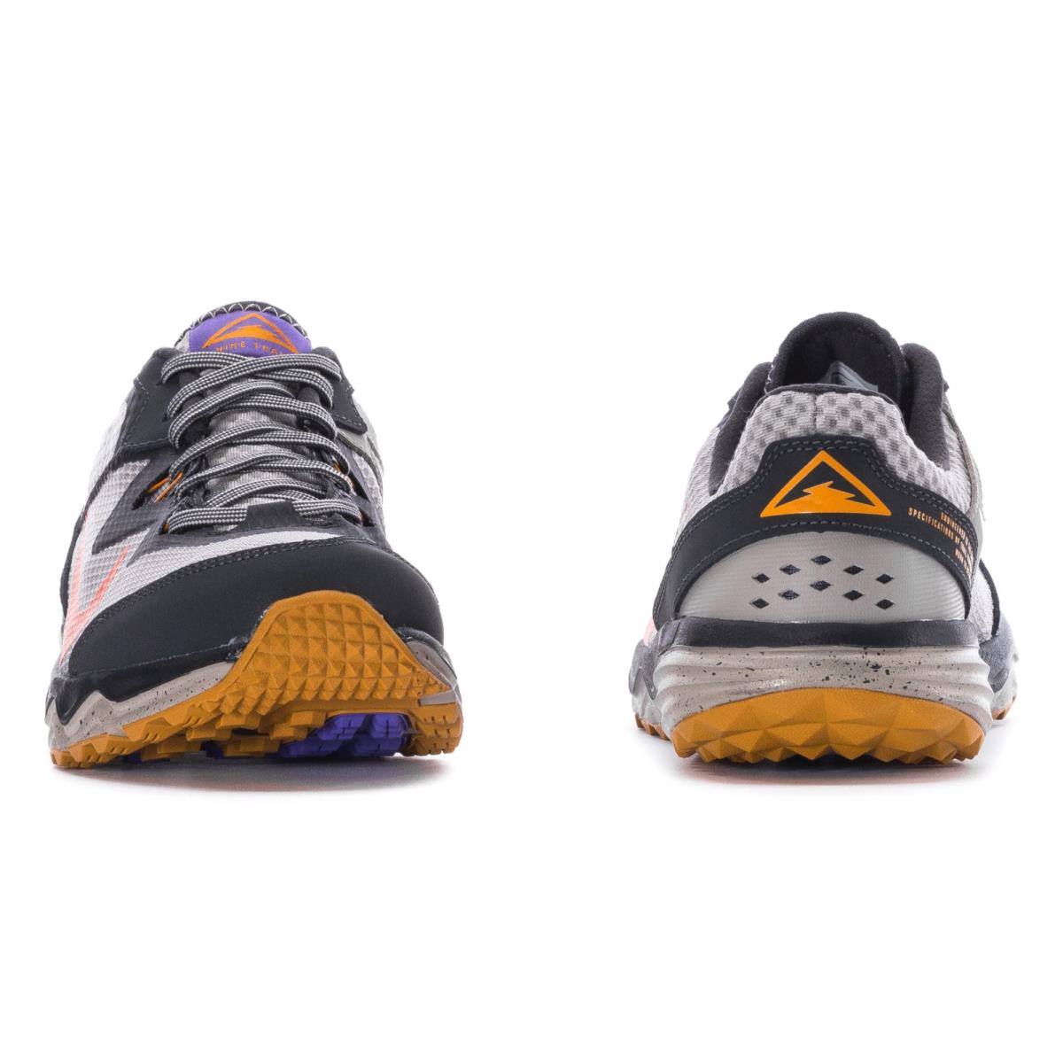 Nike shoes  - Gray , Orange 3