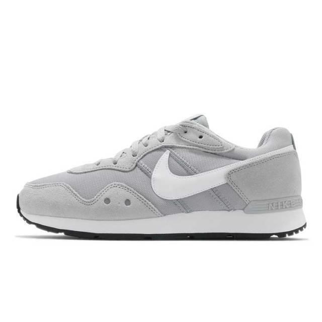 Nike shoes Venture Runner - Gray 0