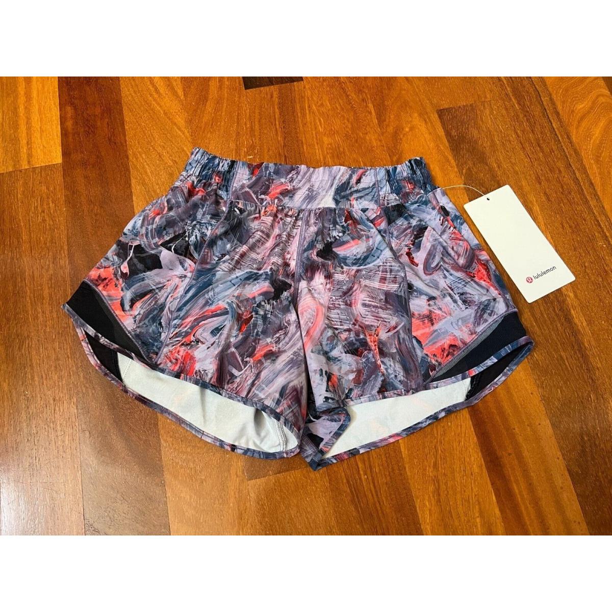 Lululemon Hotty Hot 4 HR Short Size 4 Lined ATM1/CCNY