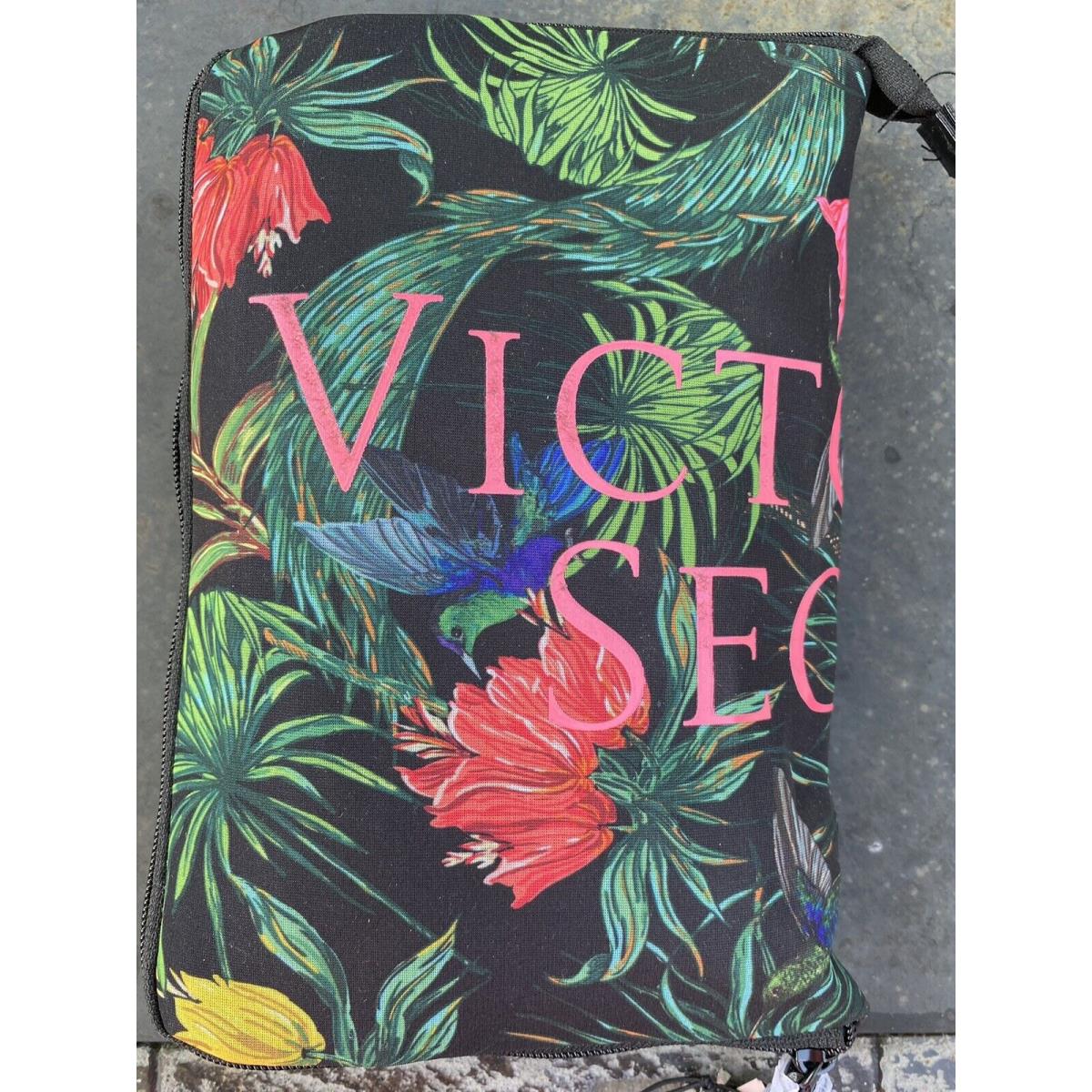 Nwt Victoria s Secret Packable Bag Tote Black Tropical Never Opened