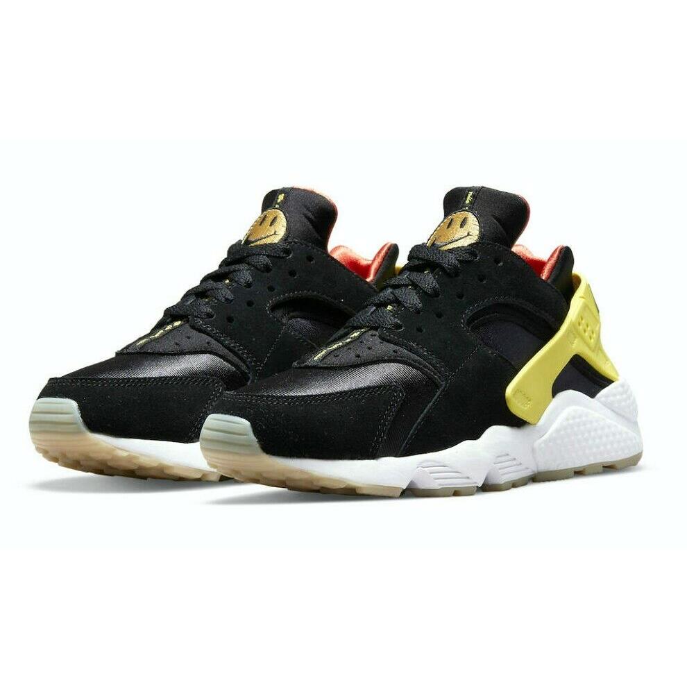 Nike Air Huarache Womens Size 5 Sneaker Shoes DO5873001 Go To The Extra Smile