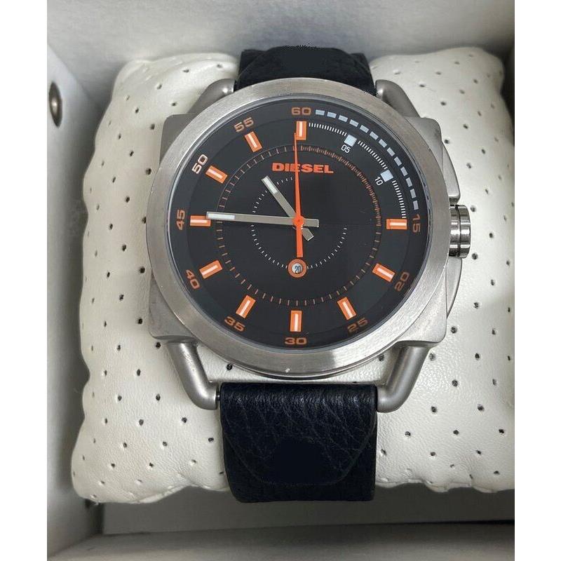 Diesel Men`s DZ1578 Black Dial Black Leather Analog Quartz Watch