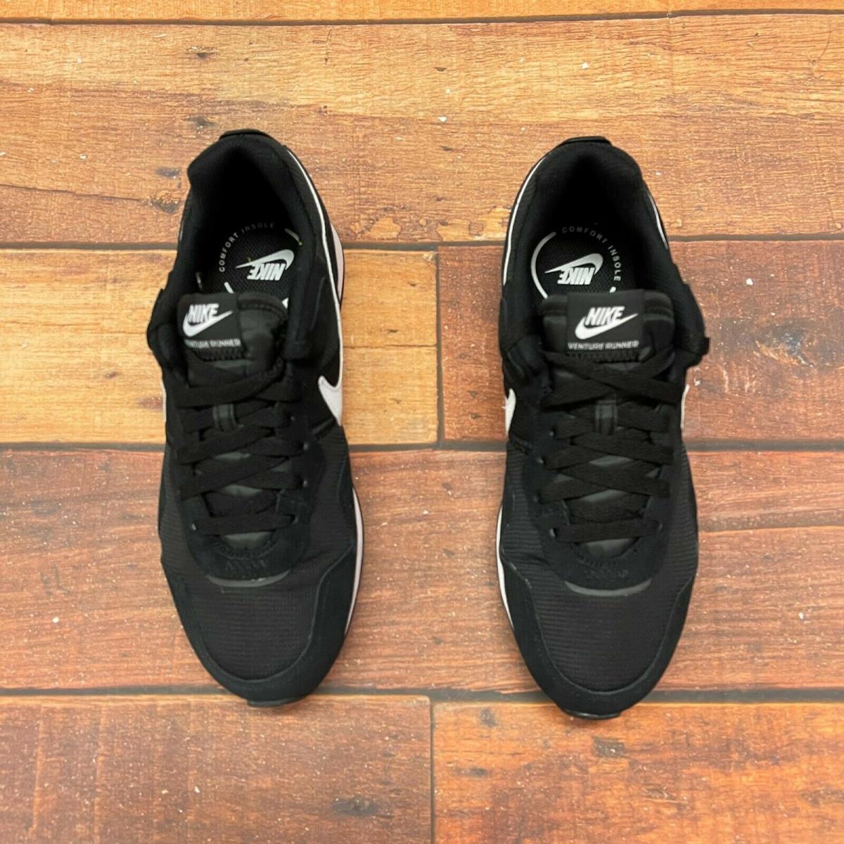Nike shoes Venture Runner - Black , Midnight Navy/White Manufacturer 9