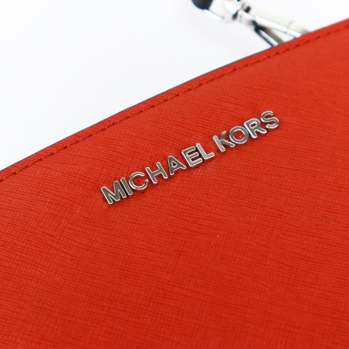 Michael Kors Selma Mini Colorblock Messenger Bag Red Scarlet Black :  : Fashion