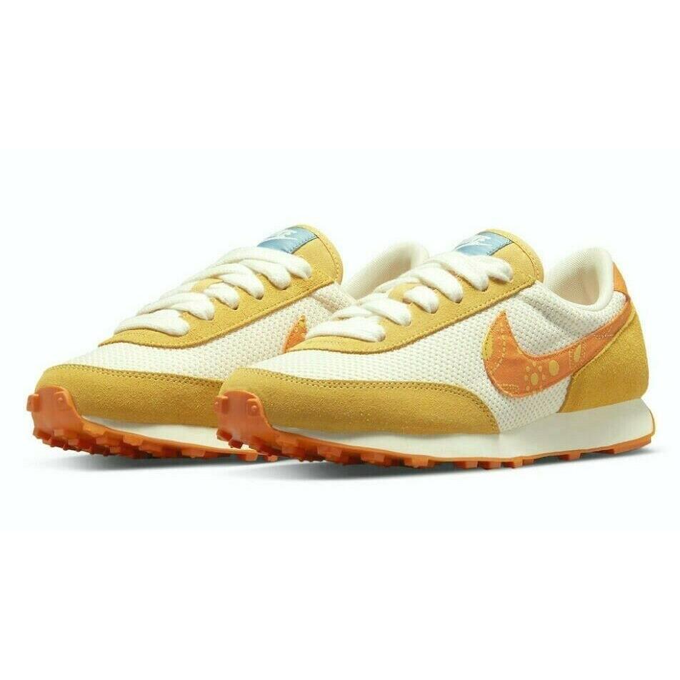 Nike Dbreak Womens Size 10.5 Sneakers Shoes DJ4667 113 Magma Orange White