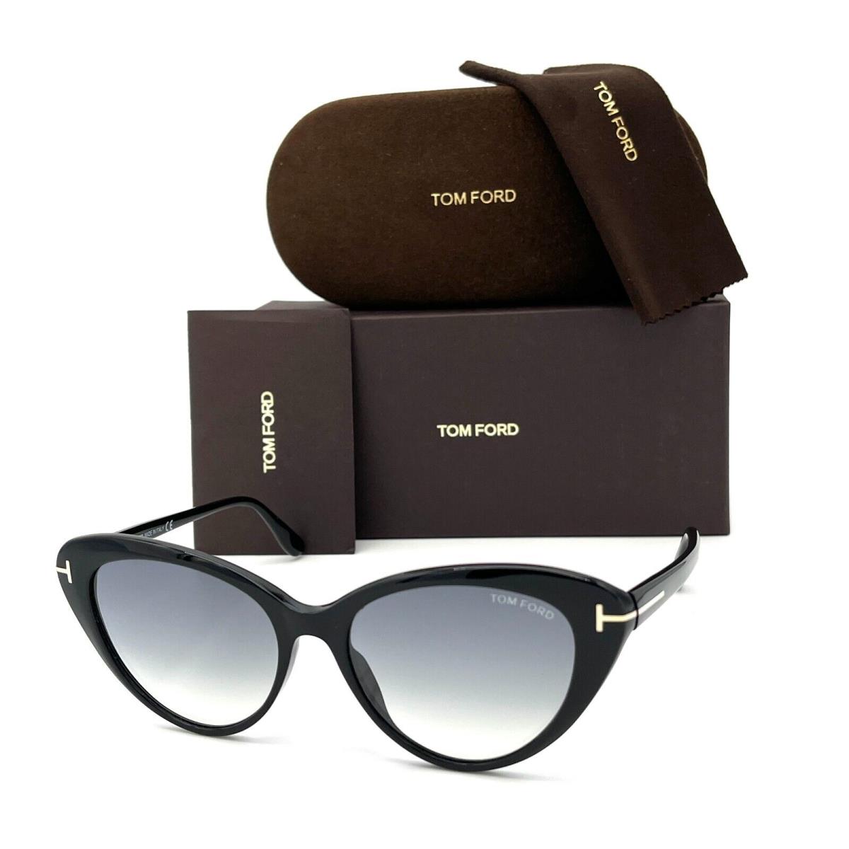 Tom Ford Harlow FT0869 01B Black / Smoke Gradient 56mm Sunglasses TF0869