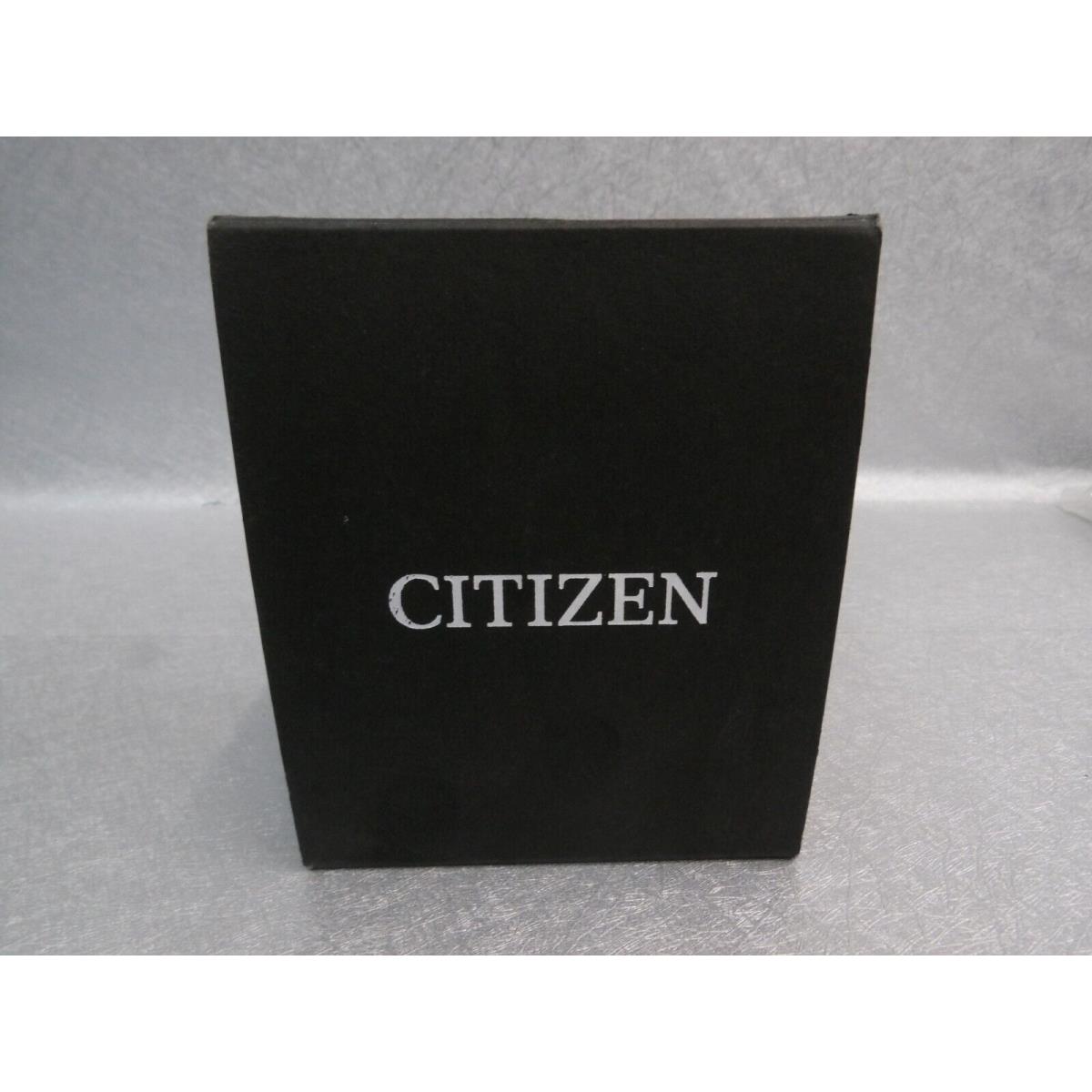 Nos Citizen Pcat Chronograph Eco Drive Mens Watch S/s Gold WR200 CB5894-50E