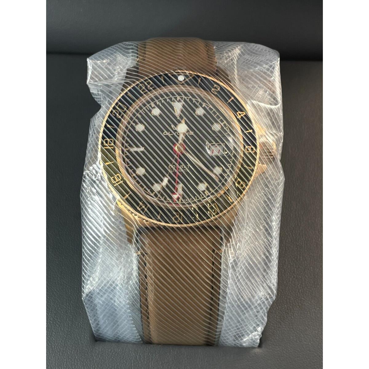 Glycine watch Combat Sub GMT - Green Dial, Brown Band 0