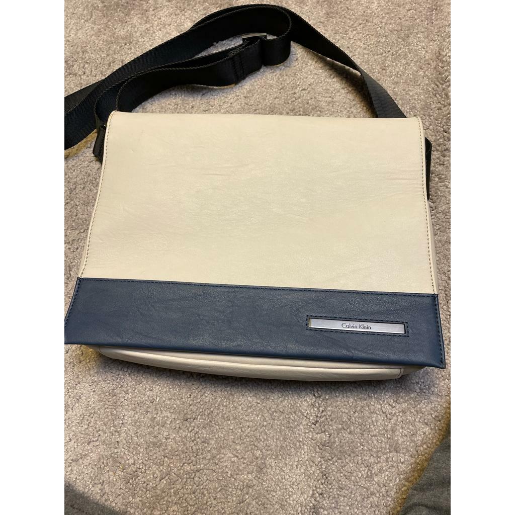 Calvin Klein White Crossbody Shoulder Bag Women