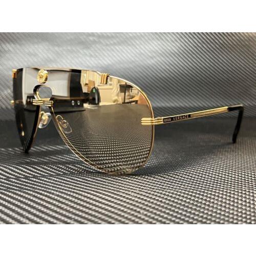 Versace VE2243 10026G Gold Pilot 43 mm Men`s Sunglasses