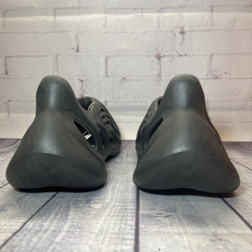 Adidas shoes Yeezy - Black 3