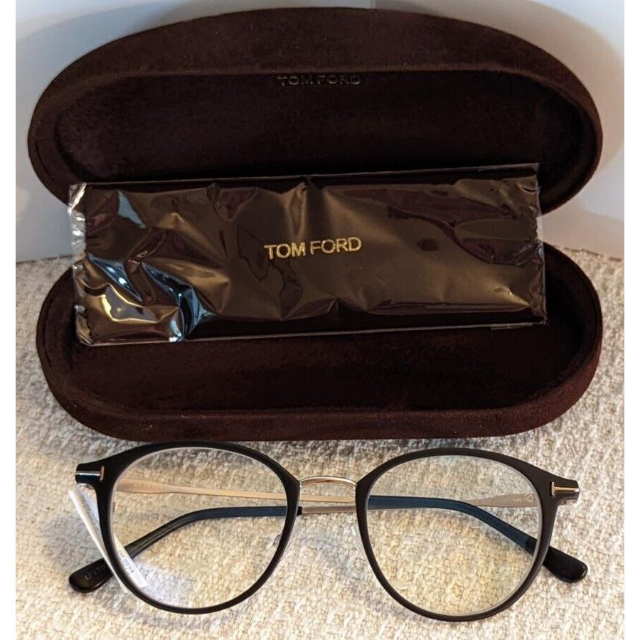 Tom Ford Eyeglass Frames TF 5528 B 002 Cleaning Cloth Case