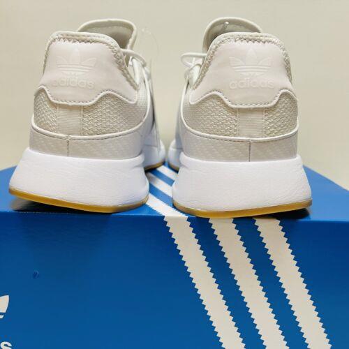 Adidas shoes  - Cloud White / Cloud White / Gum3 9