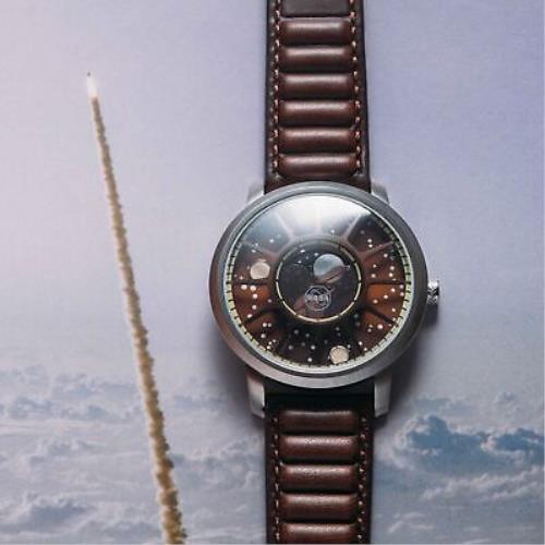 Xeric watch  - Brown 1