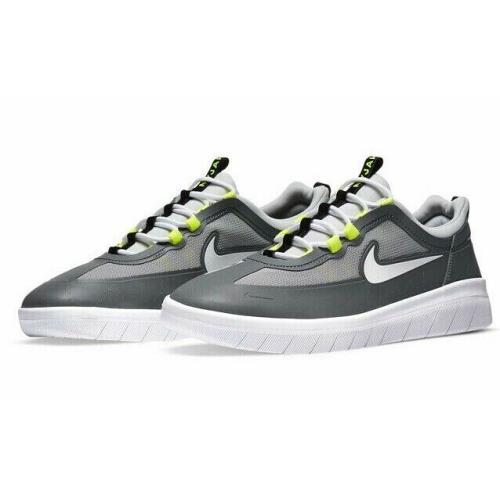 Nike SB Nyjah Free 2 Mens Size 10 Sneakers Shoes BV2078 003 Smoke Grey White