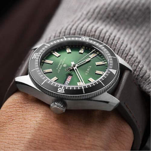 Timex watch  - Green 0