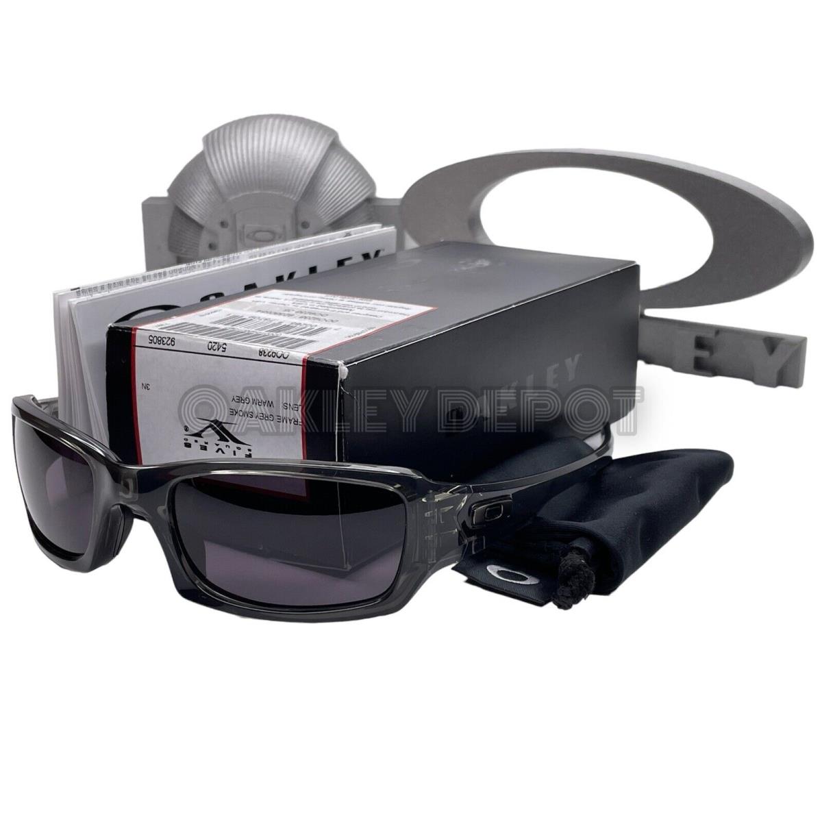 Oakley Fives Squared 009238 Grey Smoke/warm Grey Sunglasses 173 - Frame: GREY SMOKE, Lens: GREY