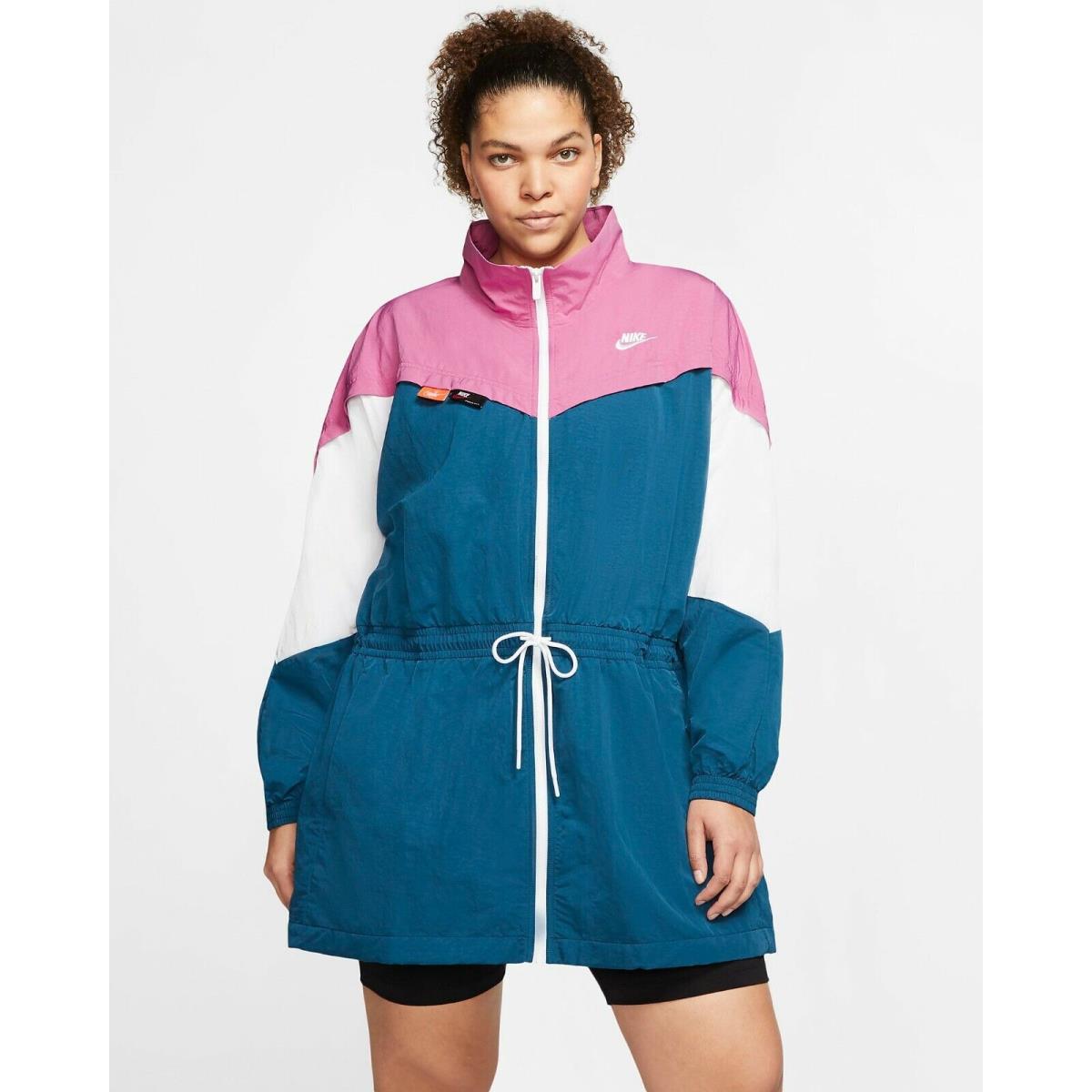 Nike Women`s Woven Track Jacket Plus Size 1X