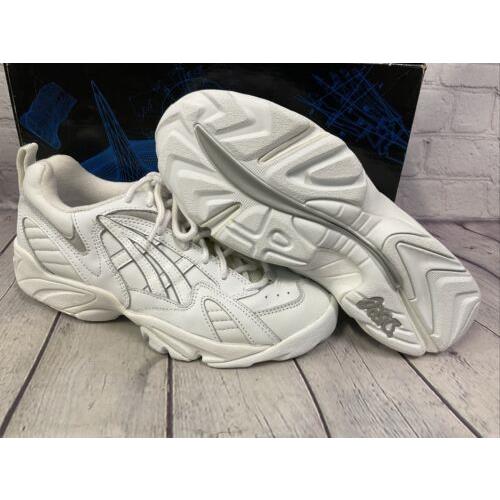 Asics Gel V4 Womens Athletic Shoes Size 7 White Gray Other