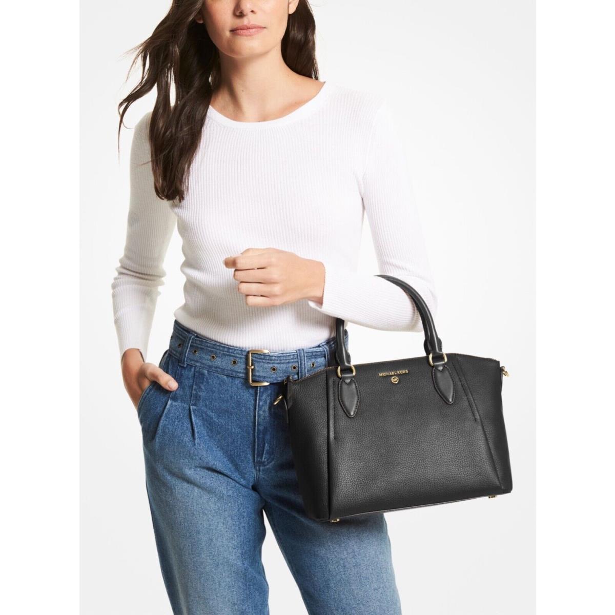 sienna medium logo and leather crossbody bag