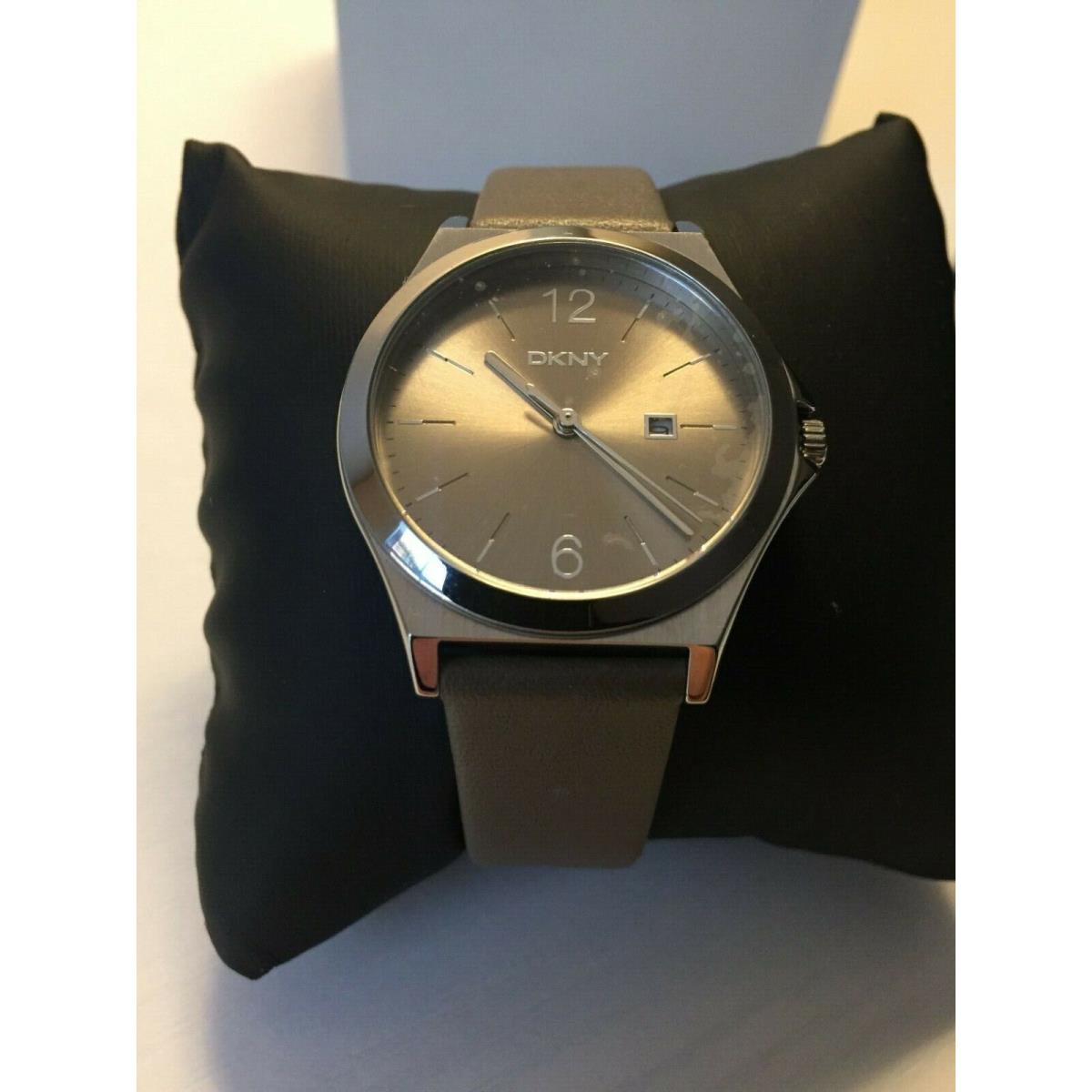 Swatch Dkny NY2370 Brown Dial Brown Leather Strap Women`s Watch