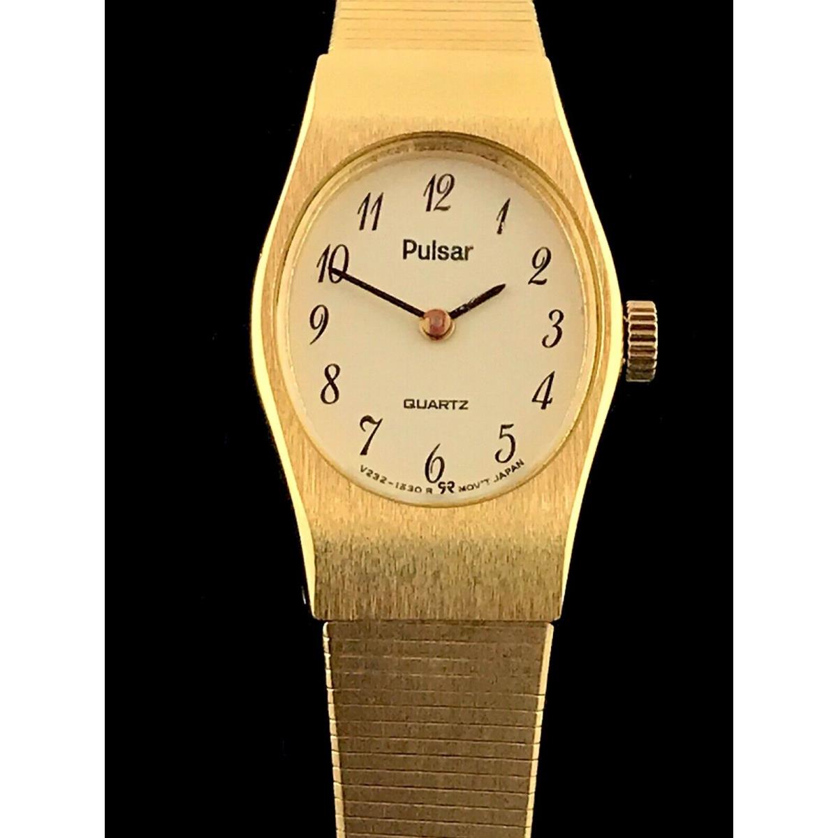 Pulsar v232 5960 Gold Tone Base Metal Bezel Stainless Steel Quartz Watch Vintage