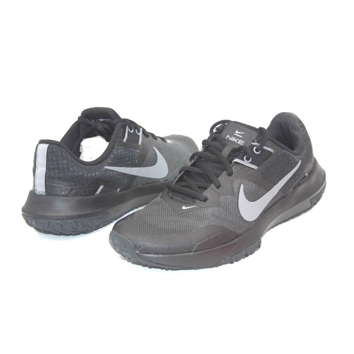 Nike shoes Varsity Compete - Gray 3