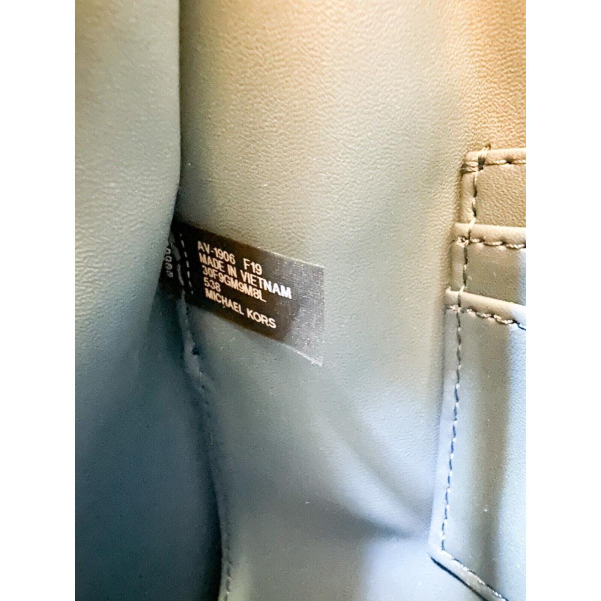 Michael Kors Mercer MD Pocket Messenger Leather Bag Dark Chambray - Michael  Kors bag - 014445674184 | Fash Brands