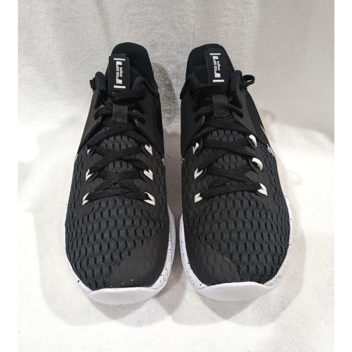Nike shoes LeBron - Black , Silver , White 2