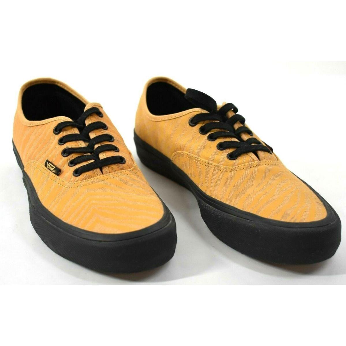 Vans shoes Authentic Pro - Tiger/Black 0