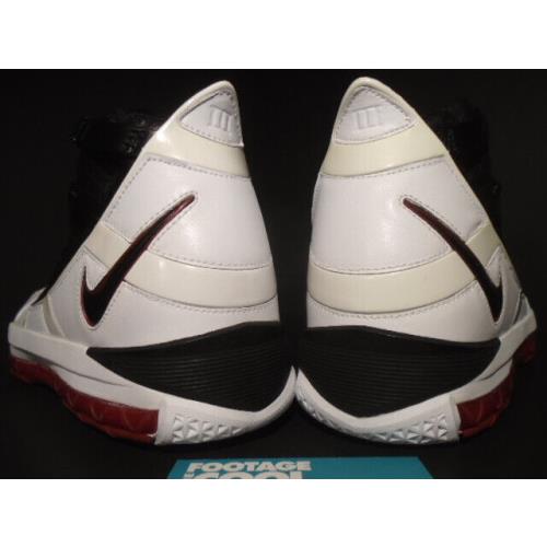 Nike shoes Zoom Lebron - White 5