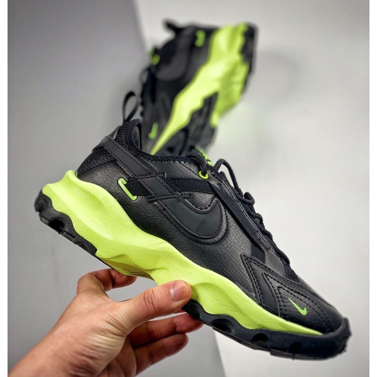 Nike shoes  - Black Ghost Green 0