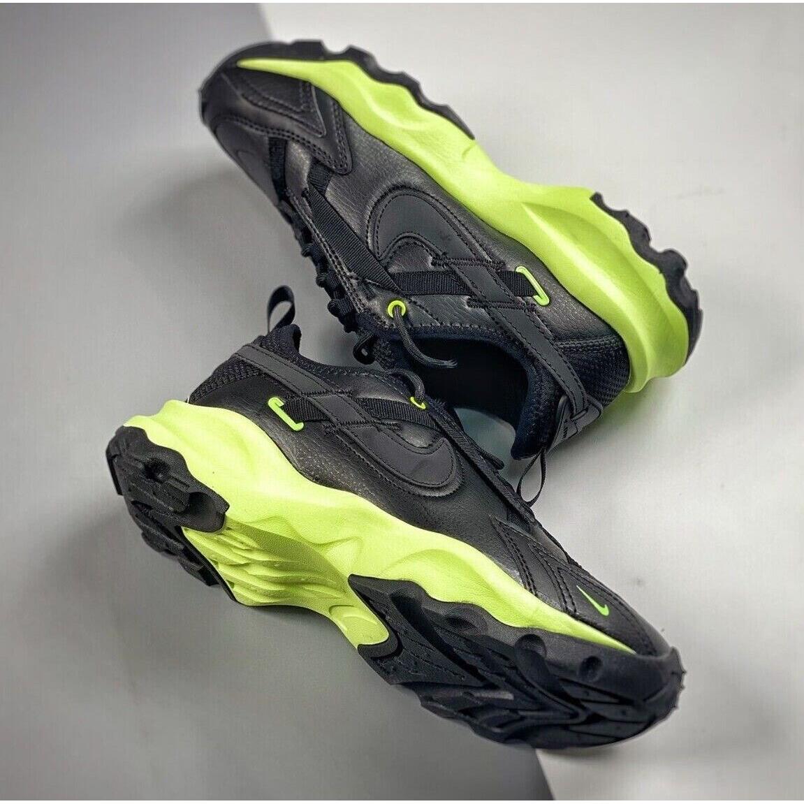 Nike shoes  - Black Ghost Green 1