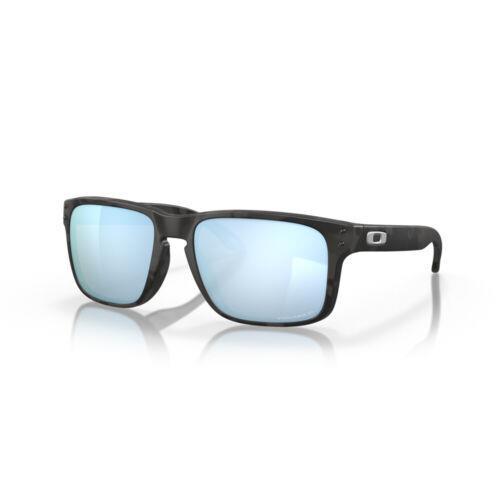 Oakley Holbrook Sunglasses - Matte Black Camo - Prizm Deep Water - Frame: Black, Lens: Blue