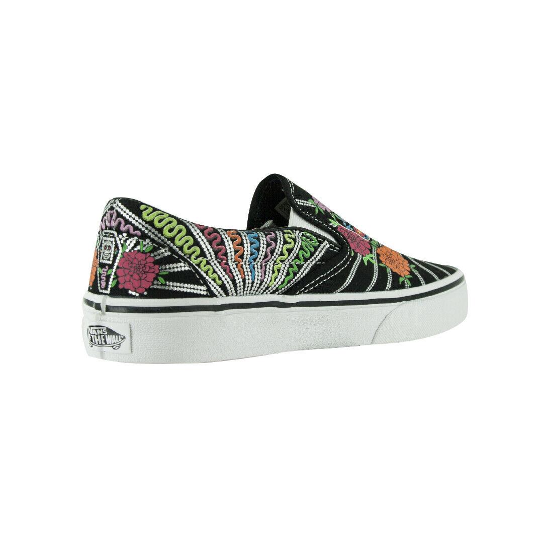 Vans Classic Slip-on Sneakers Dia de Los Muertos Black/true White Shoes - Dia de los Muertos Black/True White