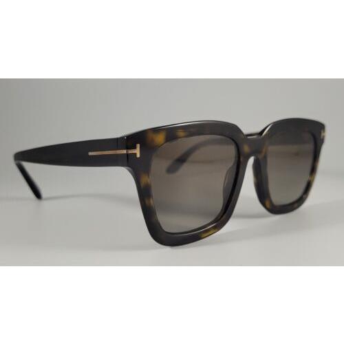 Tom Ford Sunglasses TF 690 Sari Color 52H Polarized Brown Square Size 52 - Tom  Ford sunglasses - 078281728876 | Fash Brands