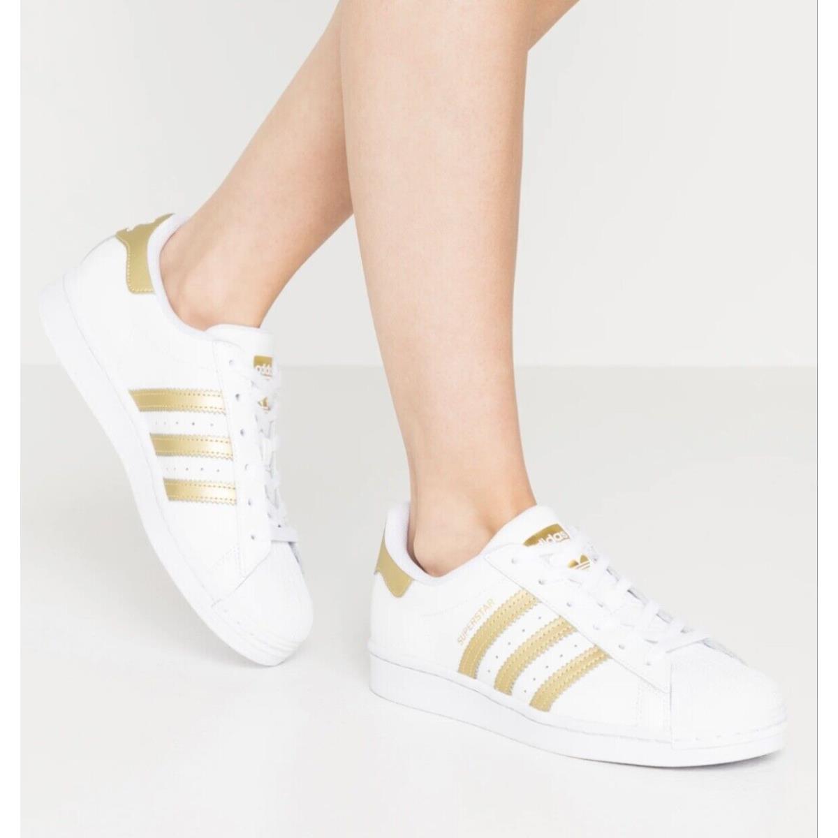 Adidas Superstar Womens Casual Retro Shoe White Gold Athletic Trainer Sneaker